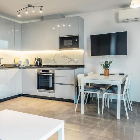 Brand New Studio Near The Beach, Гибралтар Экстерьер фото